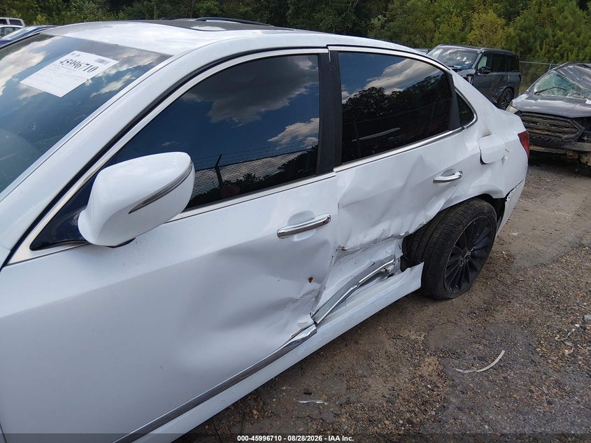 2014 HYUNDAI EQUUS auction photo 6