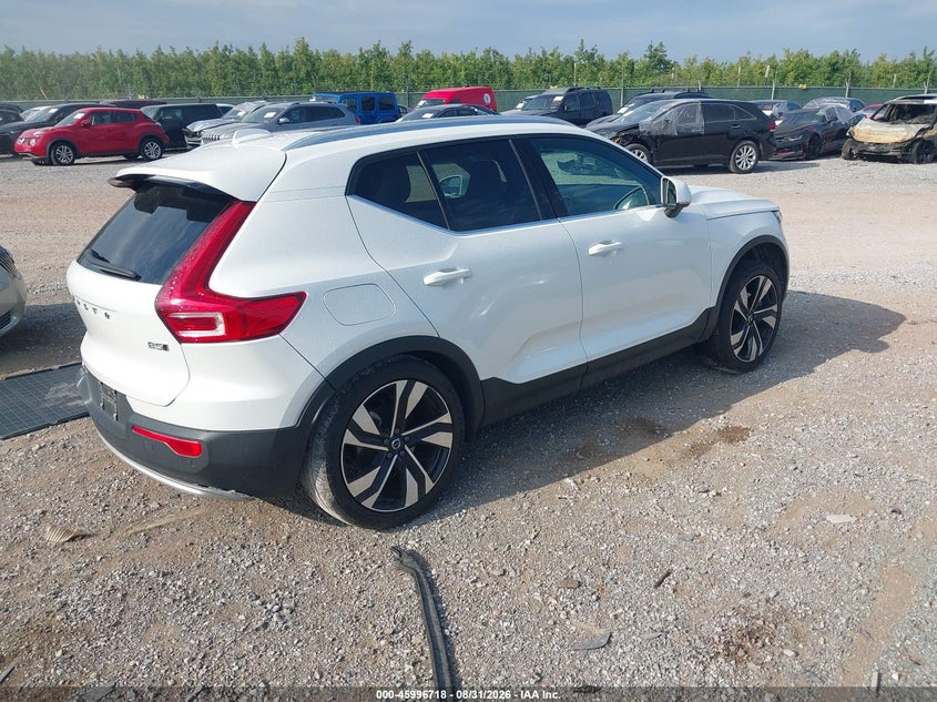 Vin: yv4l12ue0p2083632, lot: 46496063, volvo xc40 b5 plus bright theme 20234