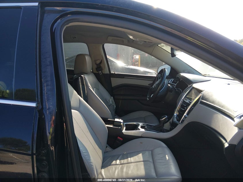 2014 CADILLAC SRX auction photo 5