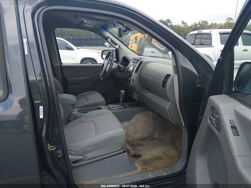 2015 NISSAN FRONTIER auction photo 5