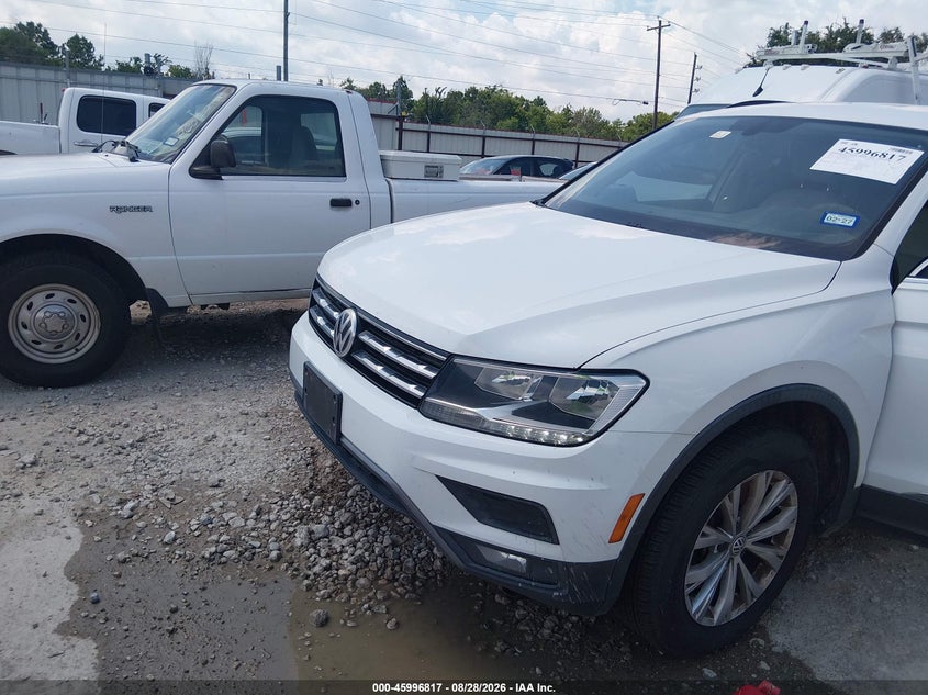 2018 VOLKSWAGEN TIGUAN auction photo 6