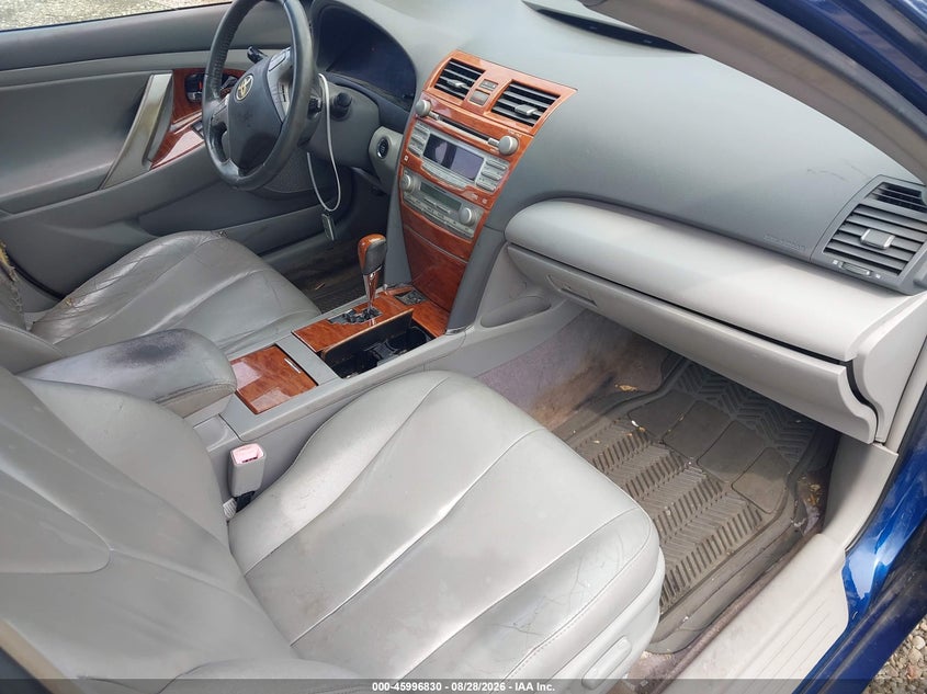 2010 TOYOTA CAMRY auction photo 5