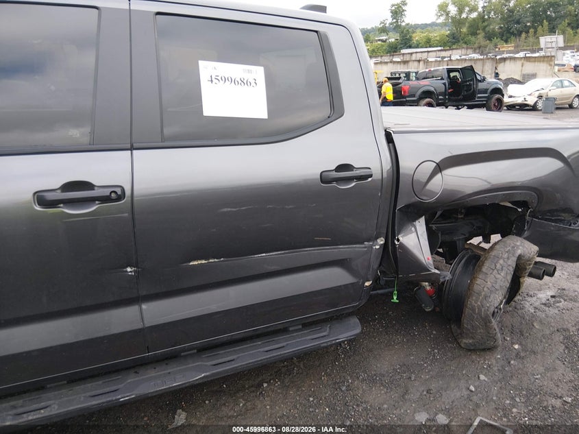 2025 TOYOTA TUNDRA HYBRID auction photo 6