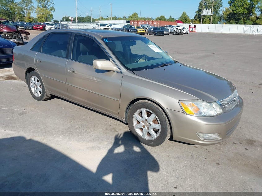 2001 TOYOTA AVALON auction photo 1
