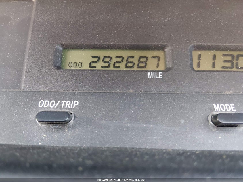 2001 TOYOTA AVALON auction photo 7
