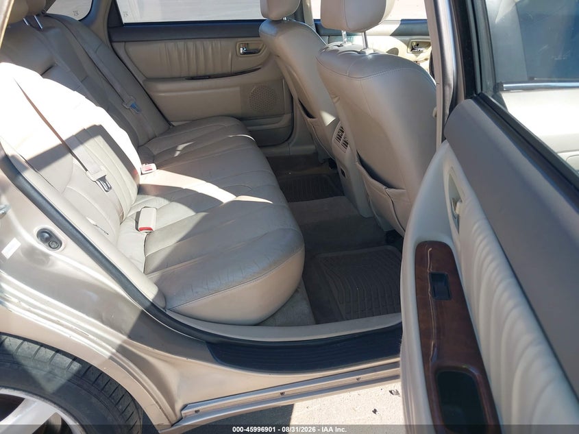 2001 TOYOTA AVALON auction photo 8