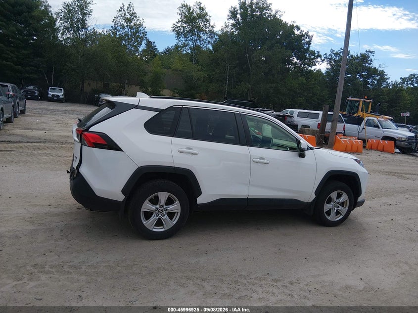 TOYOTA RAV4 - zdjęcie 13