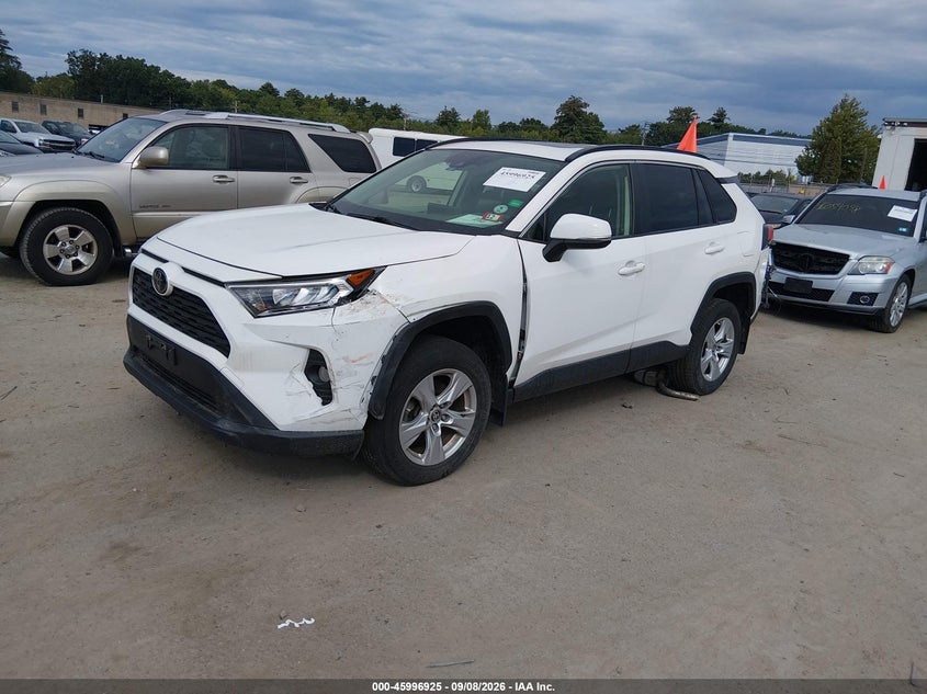 TOYOTA RAV4 - zdjęcie 2