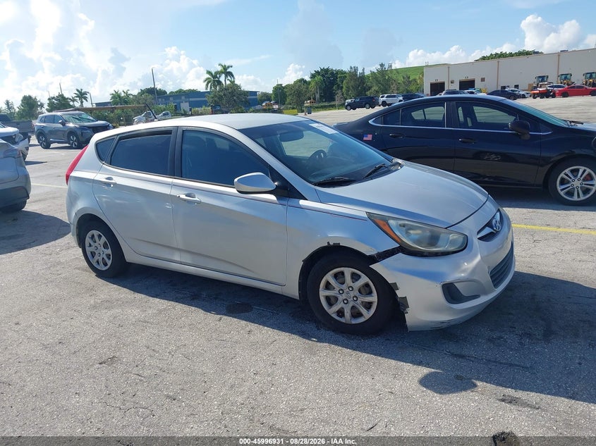 2013 HYUNDAI ACCENT auction photo 1