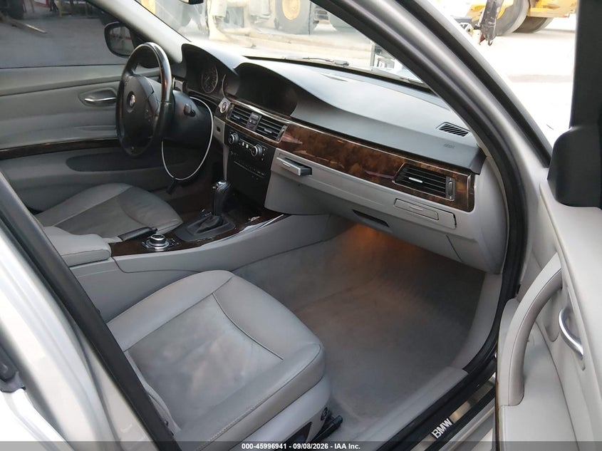 BMW 328I 2011 VIN WBAPH5G58BNM76490