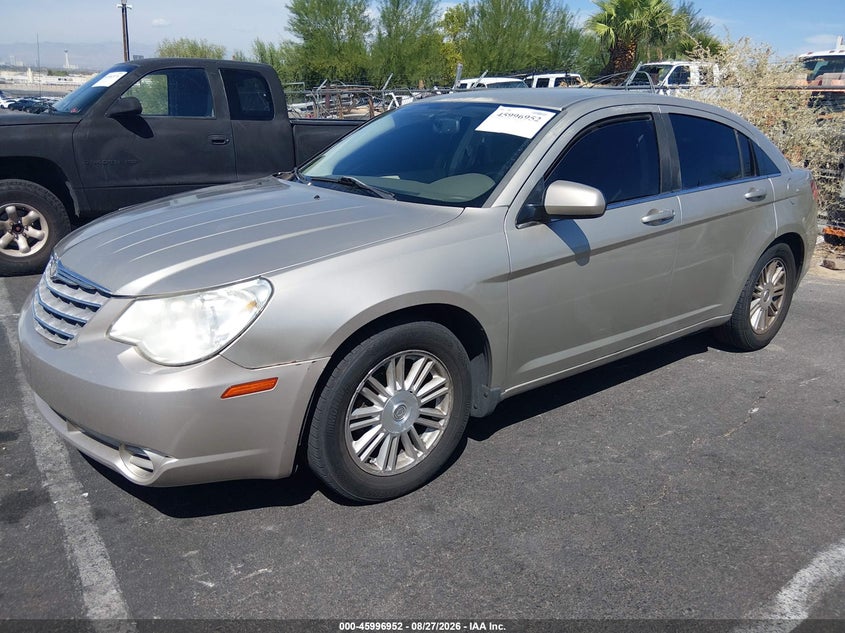 2008 Chrysler Sebring, Normal Wear & Tear, IAAI, VIN 1C3LC56J58N295830 — photo 2