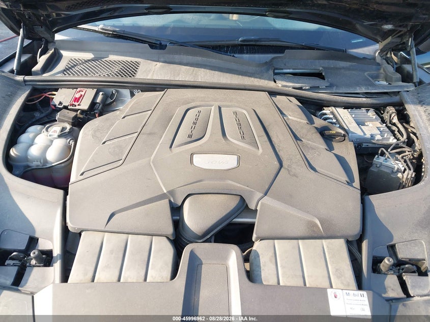 PORSCHE CAYENNE 2019 VIN WP1AA2AY1KDA04828
