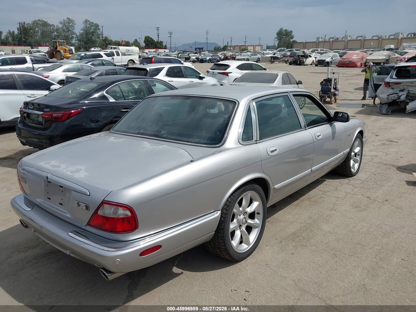 2001 JAGUAR XJR SEDAN 4.0L V-8 DOHC, SUPERCHARGER, PREMIUM , 370HP