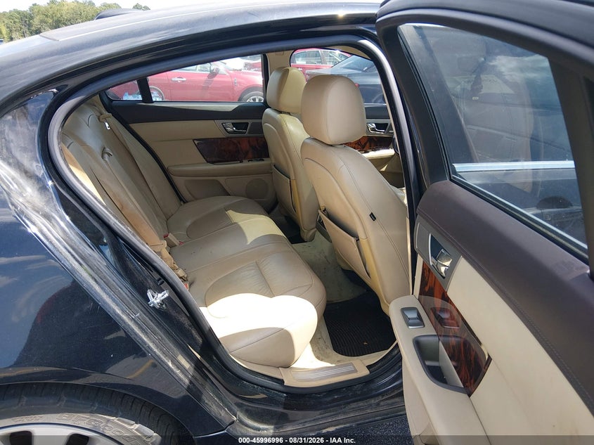 2009 JAGUAR XF auction photo 8