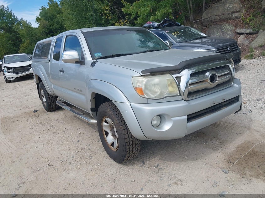 2010 TOYOTA TACOMA auction photo 1