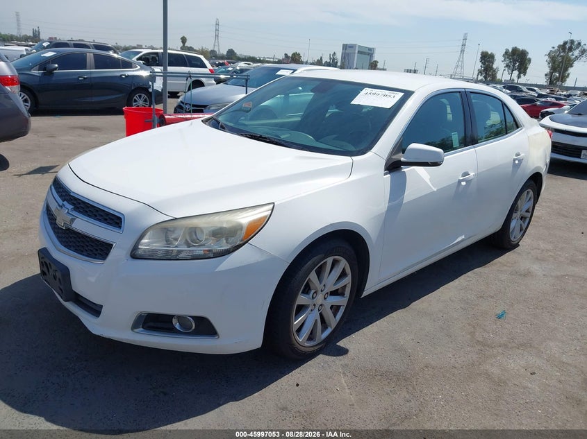 2013 CHEVROLET MALIBU auction photo 2