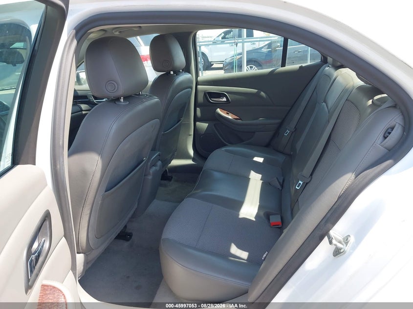 2013 CHEVROLET MALIBU auction photo 8
