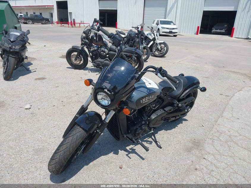 INDIAN SCOUT 2022