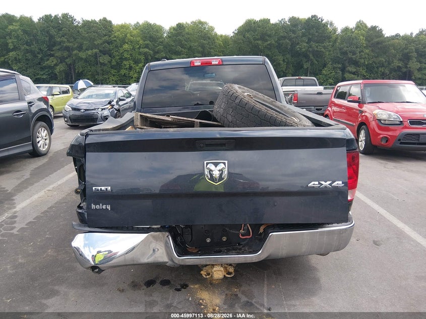 RAM 1500 CLASSIC - zdjęcie 17