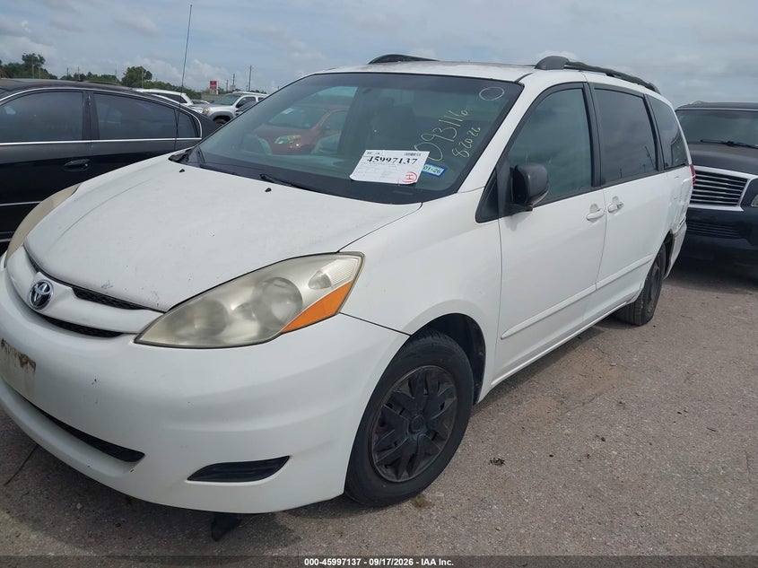 2007 TOYOTA SIENNA auction photo 6