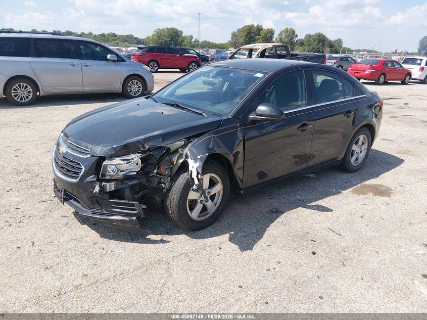 2015 Chevrolet Cruze, Right Front, IAAI, VIN 1G1PC5SB1F7248963 — photo 2