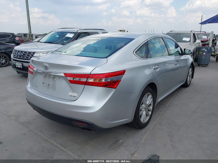 2013 TOYOTA AVALON auction photo 4