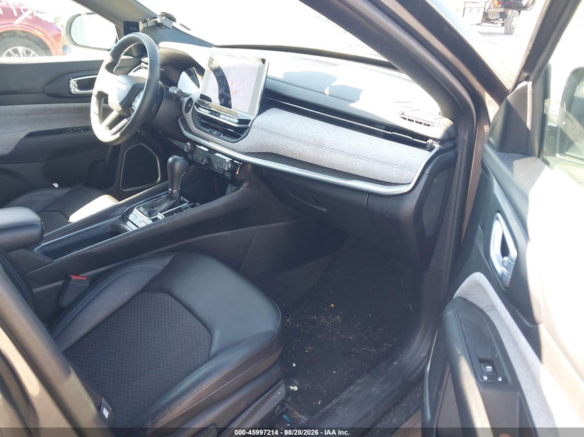 2024 JEEP COMPASS auction photo 5