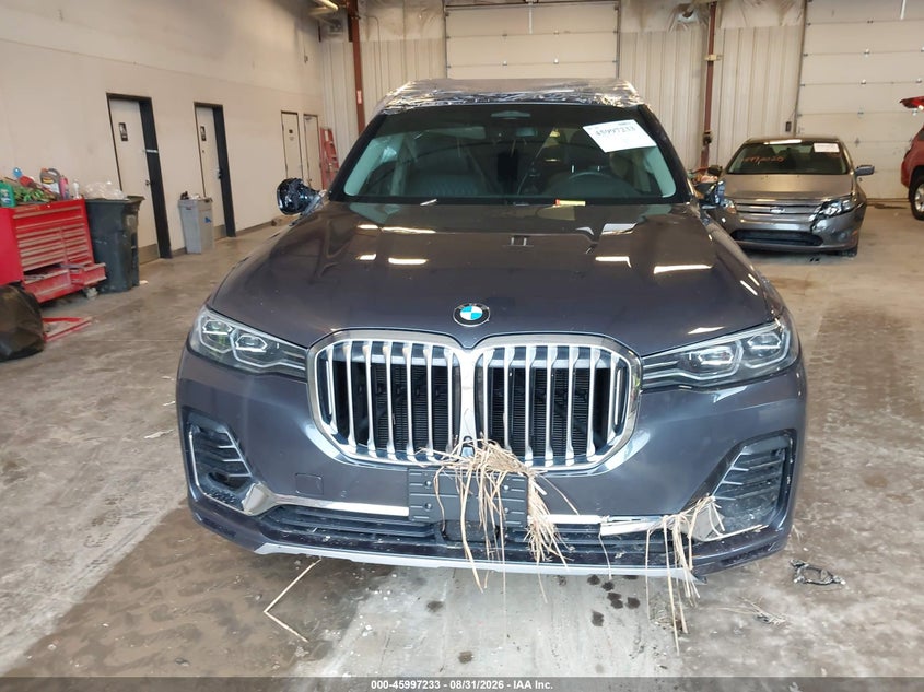 BMW X7 - zdjęcie 12