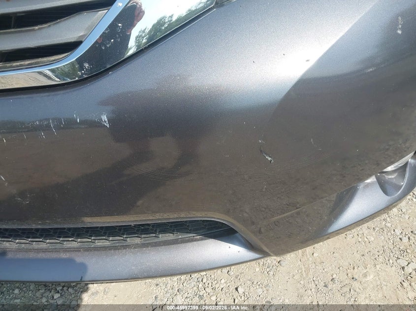 2014 TOYOTA SIENNA auction photo 6