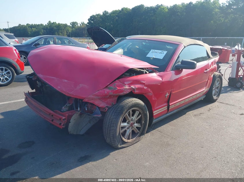 2007 FORD MUSTANG auction photo 2