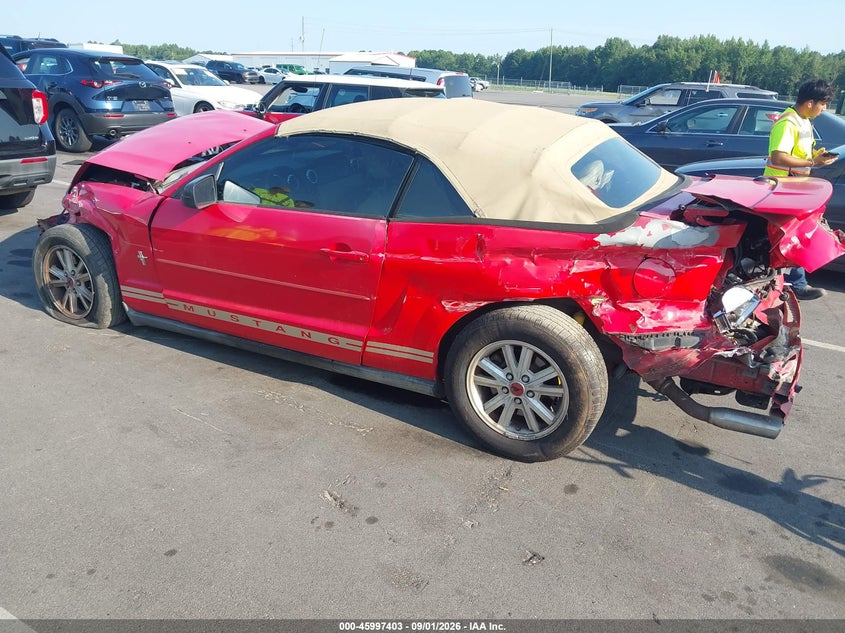2007 FORD MUSTANG auction photo 3