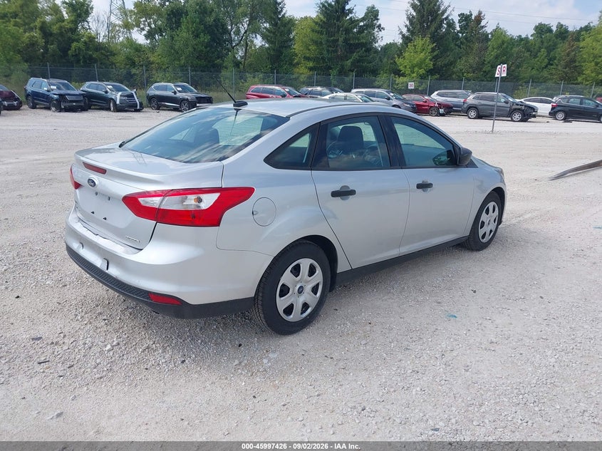 Vin: 1fadp3e20dl318106, lot: 46496771, ford focus s 20134