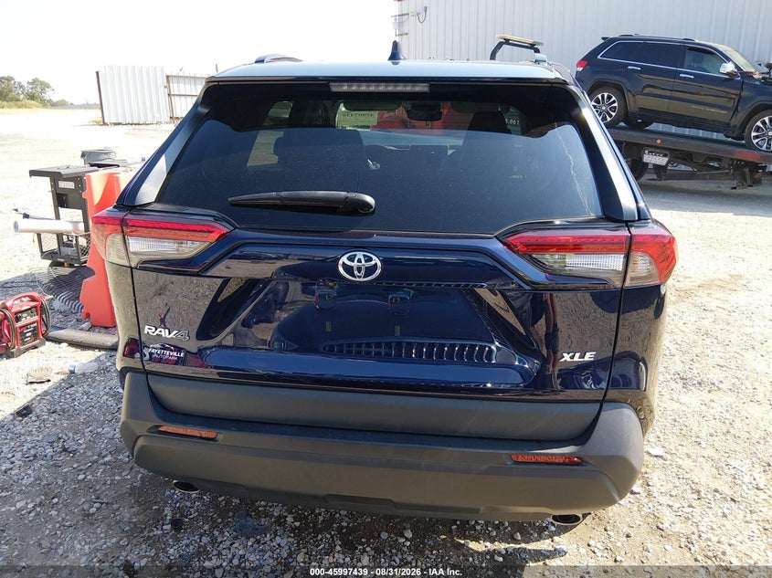 TOYOTA RAV4 - zdjęcie 16