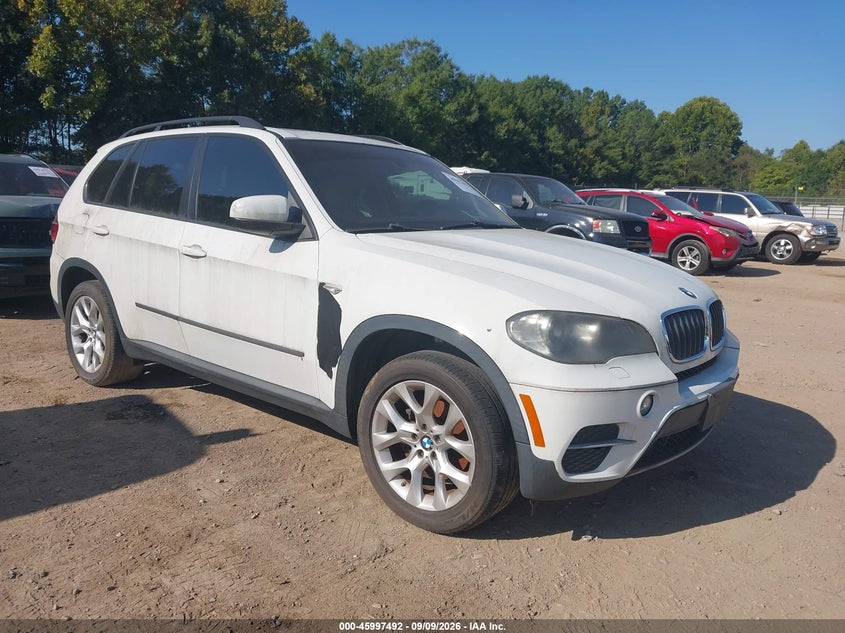 Vin: 5uxzv4c51bl742933, lot: 46496837, bmw x5 xdrive35i/xdrive35i premium/xdrive35i sport activity 2011 img_1