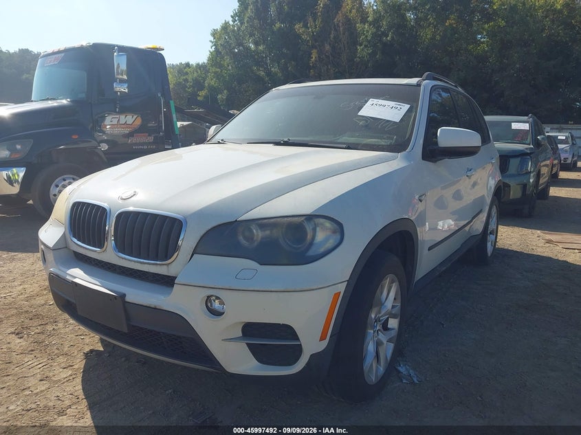 2011 BMW X5 auction photo 2