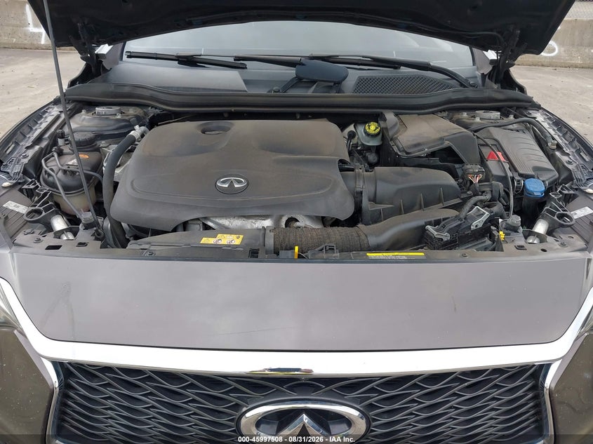 2017 INFINITI QX30 PREMIUM · Фото 10