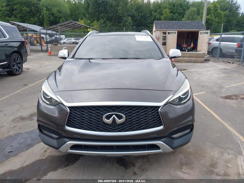 2017 INFINITI QX30 PREMIUM · Фото 13