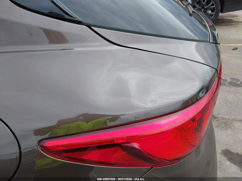 2017 INFINITI QX30 PREMIUM · Фото 18