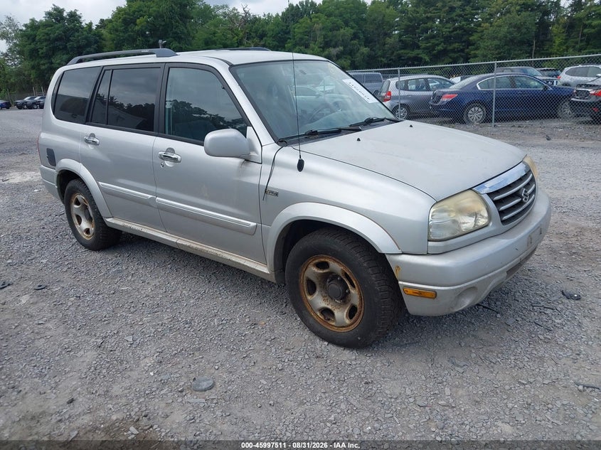 2002 SUZUKI XL-7 auction photo 1