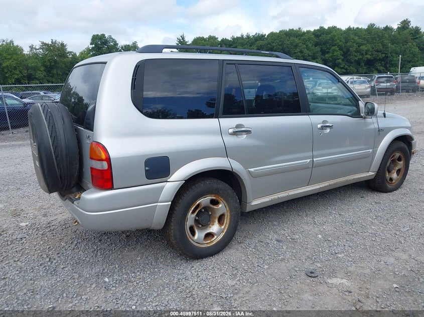 2002 SUZUKI XL-7 auction photo 4