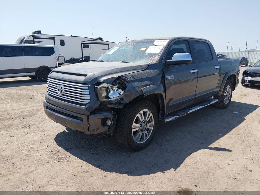 TOYOTA TUNDRA - zdjęcie 2