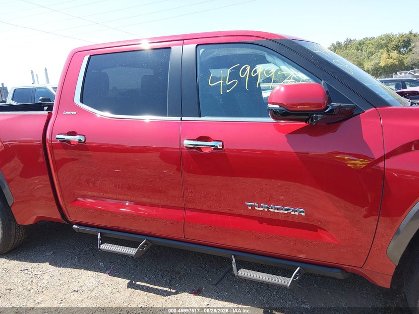 TOYOTA TUNDRA - zdjęcie 13