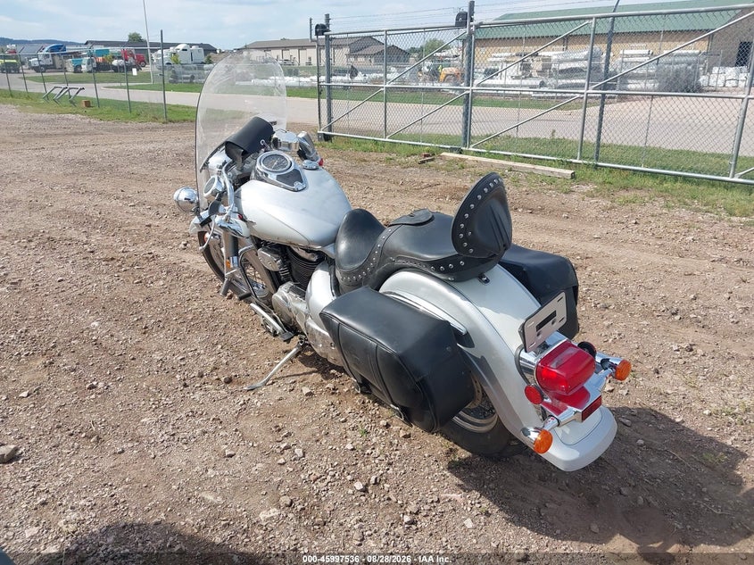 SUZUKI VL800 2007
