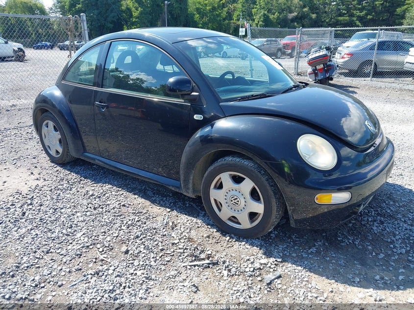 2000 VOLKSWAGEN NEW BEETLE auction photo 1