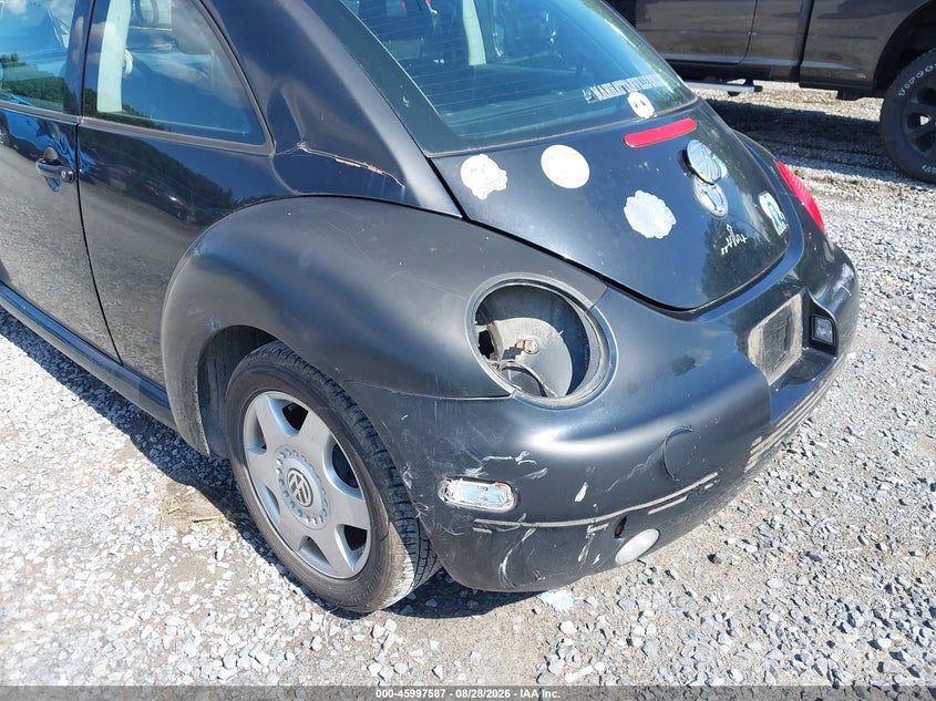 2000 VOLKSWAGEN NEW BEETLE auction photo 6