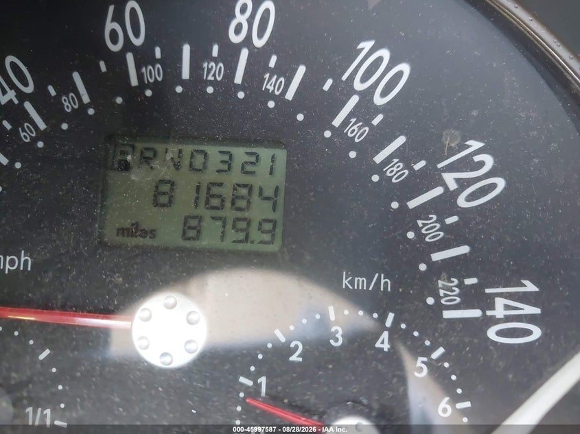 2000 VOLKSWAGEN NEW BEETLE auction photo 7