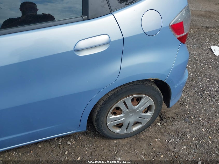 HONDA FIT 2010 VIN JHMGE8H22AC026649