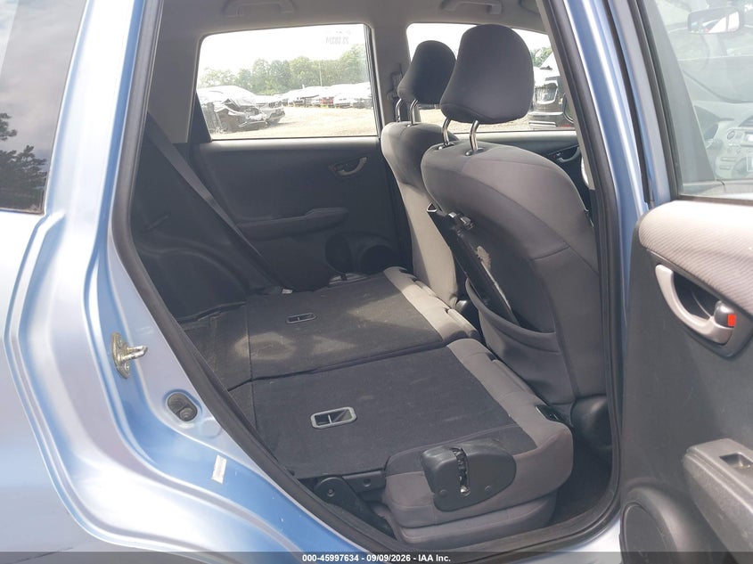 2010 HONDA FIT auction photo 8