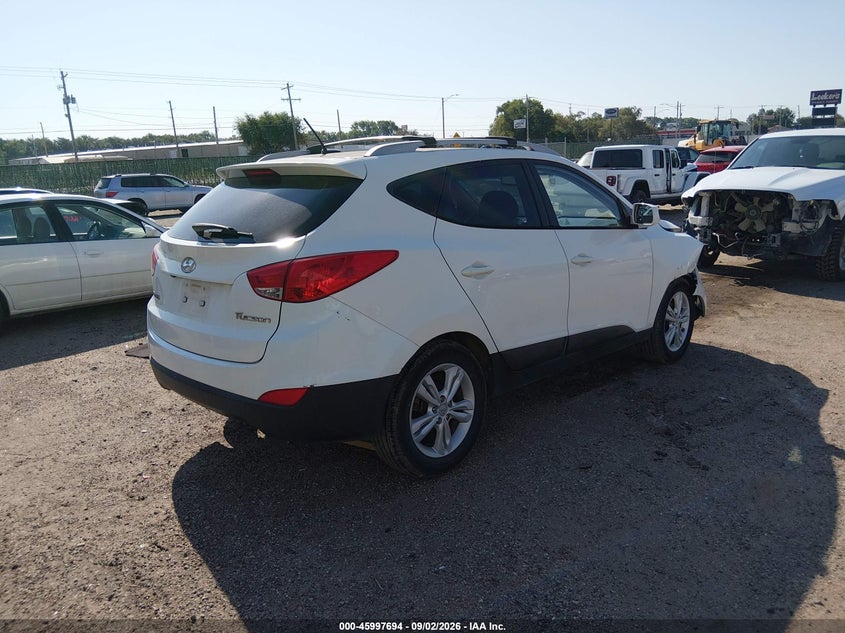 2011 HYUNDAI TUCSON auction photo 4