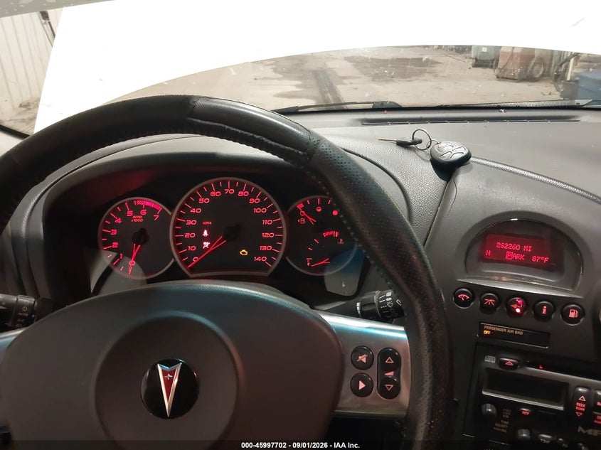 PONTIAC GRAND PRIX 2006 VIN 2G2WP582961103055